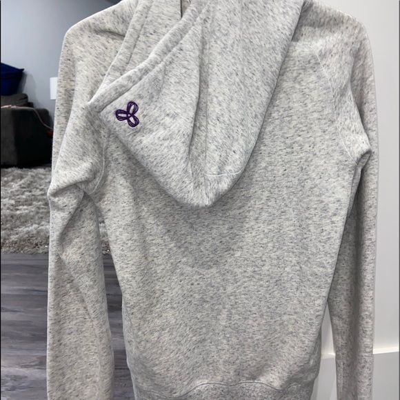 Grey TNA sweater with PURPLE symbol - Picture 3 of 4